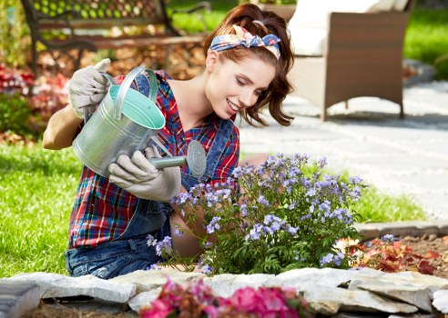 Professional garden care in Wallington with planting and lawn maintenance